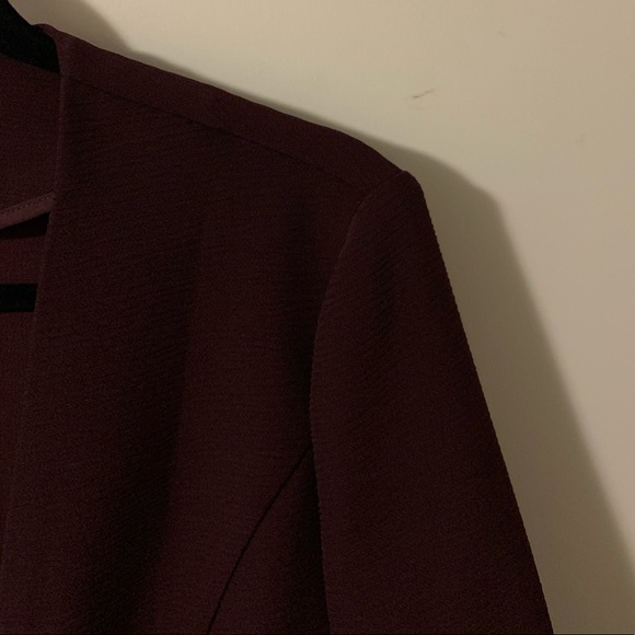 Dark maroon/purple blazer - Picture 2 of 7